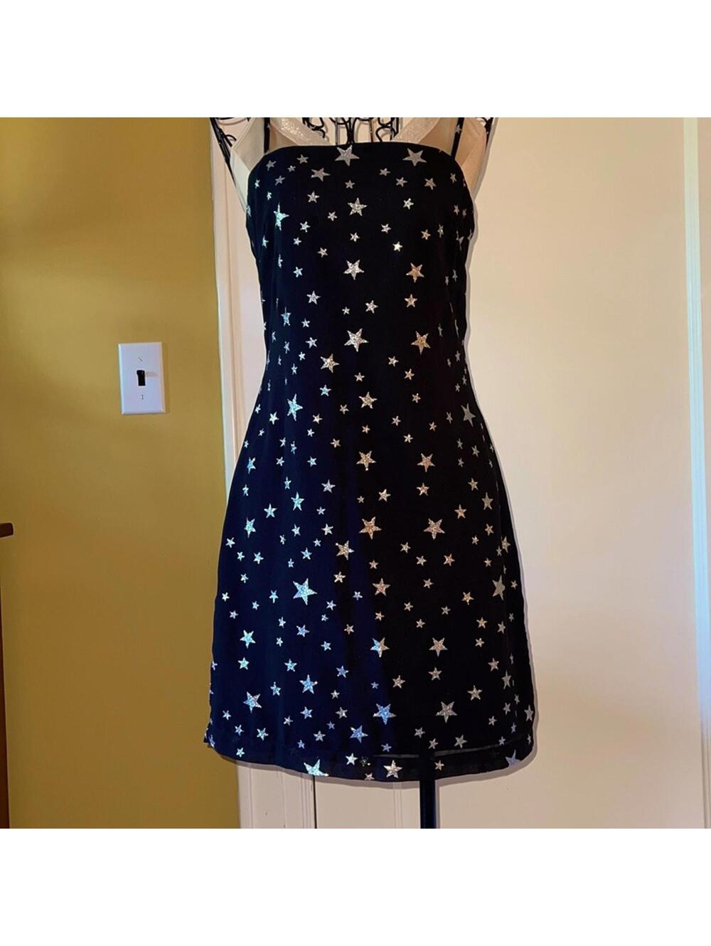 LuLu’s strapless dress w glitter stars S